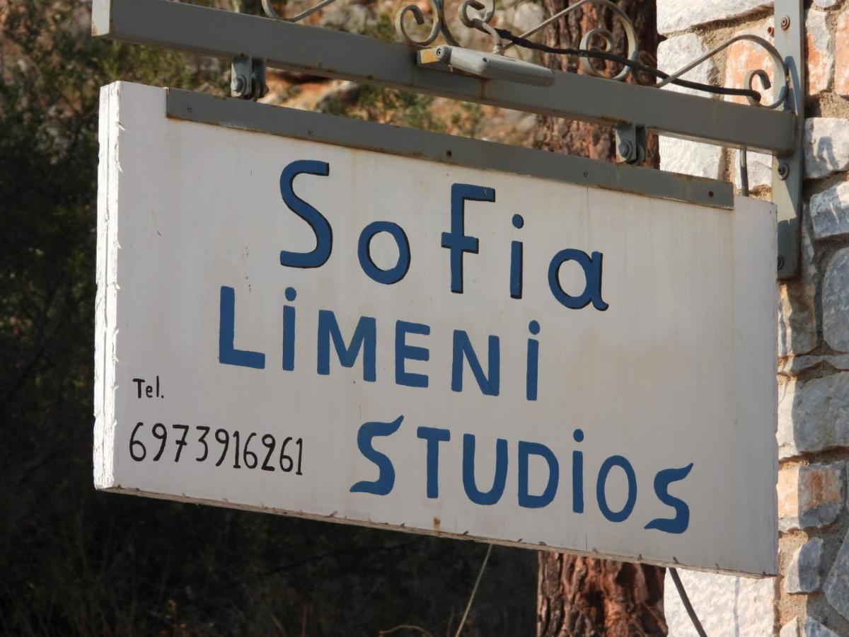 Sophia Limeni Apartments And Studios Exterior foto